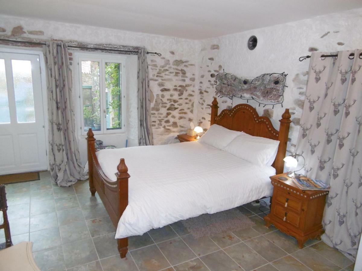Alba Melusine Bed & Breakfast Vouvant Exterior photo